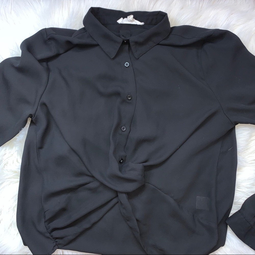 Black long sleeve shirt 🖤